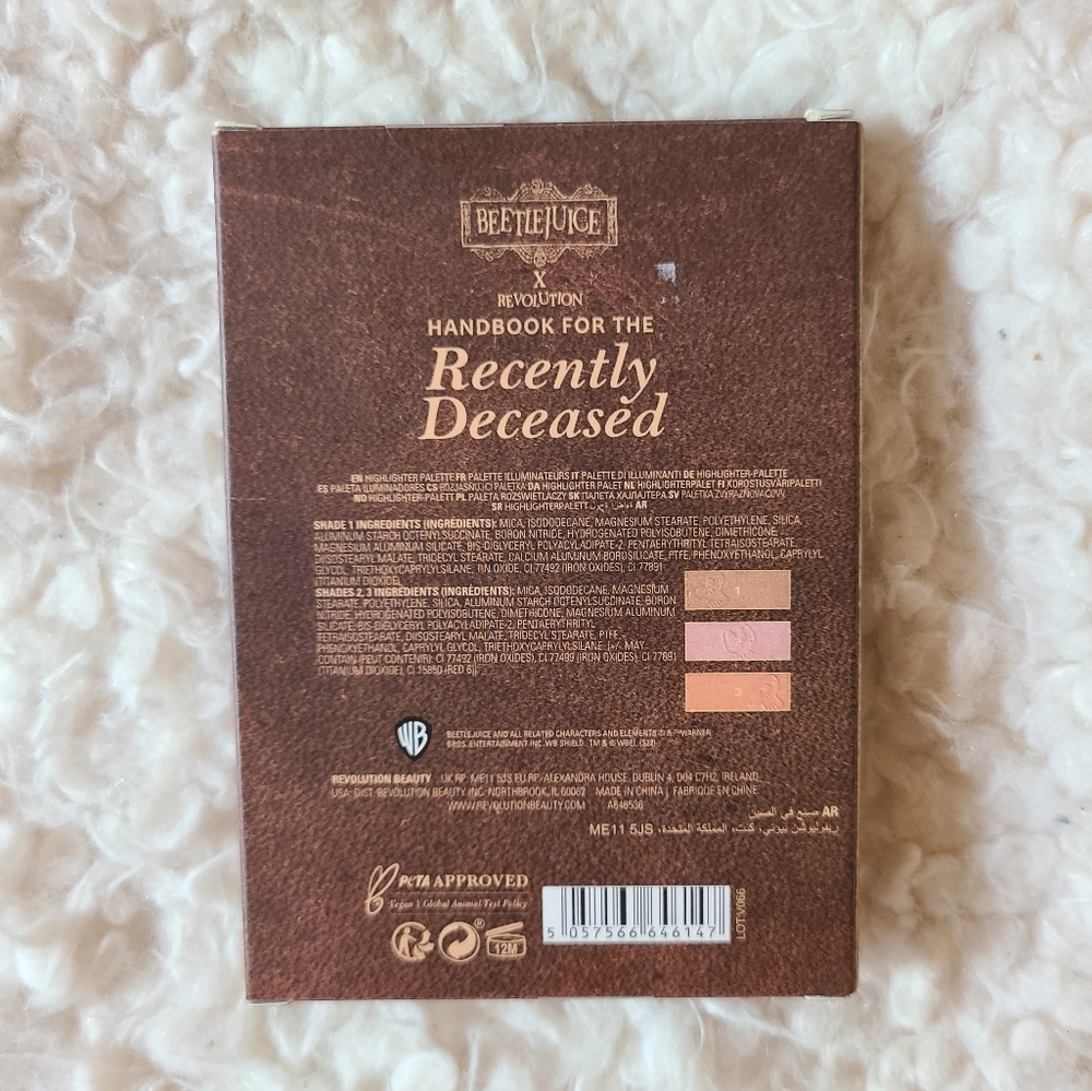 šļø beetlejuice x revolution ⢠highlighter palette - Picture 6 of 7
